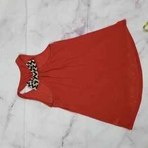 Chevron Bow Tank